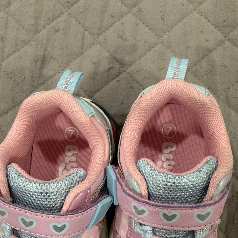 Bluey & Bingo light up sneakers - Picture 5 of 5